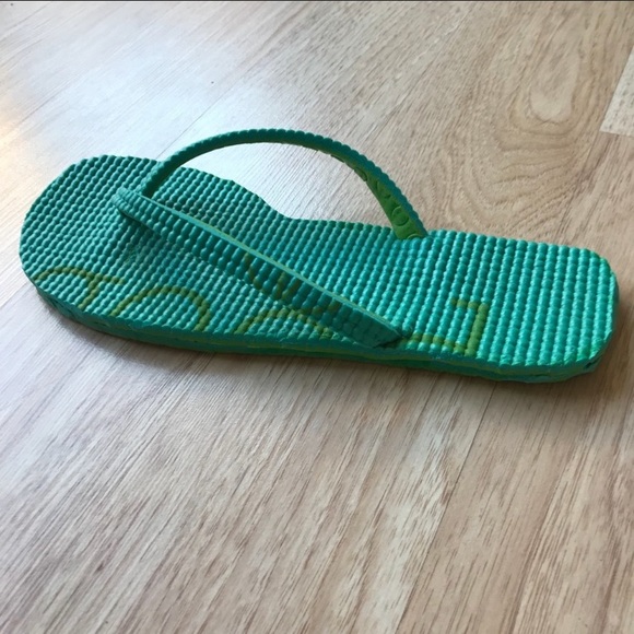 Recycle flip flops for summer! - Picture 3 of 3